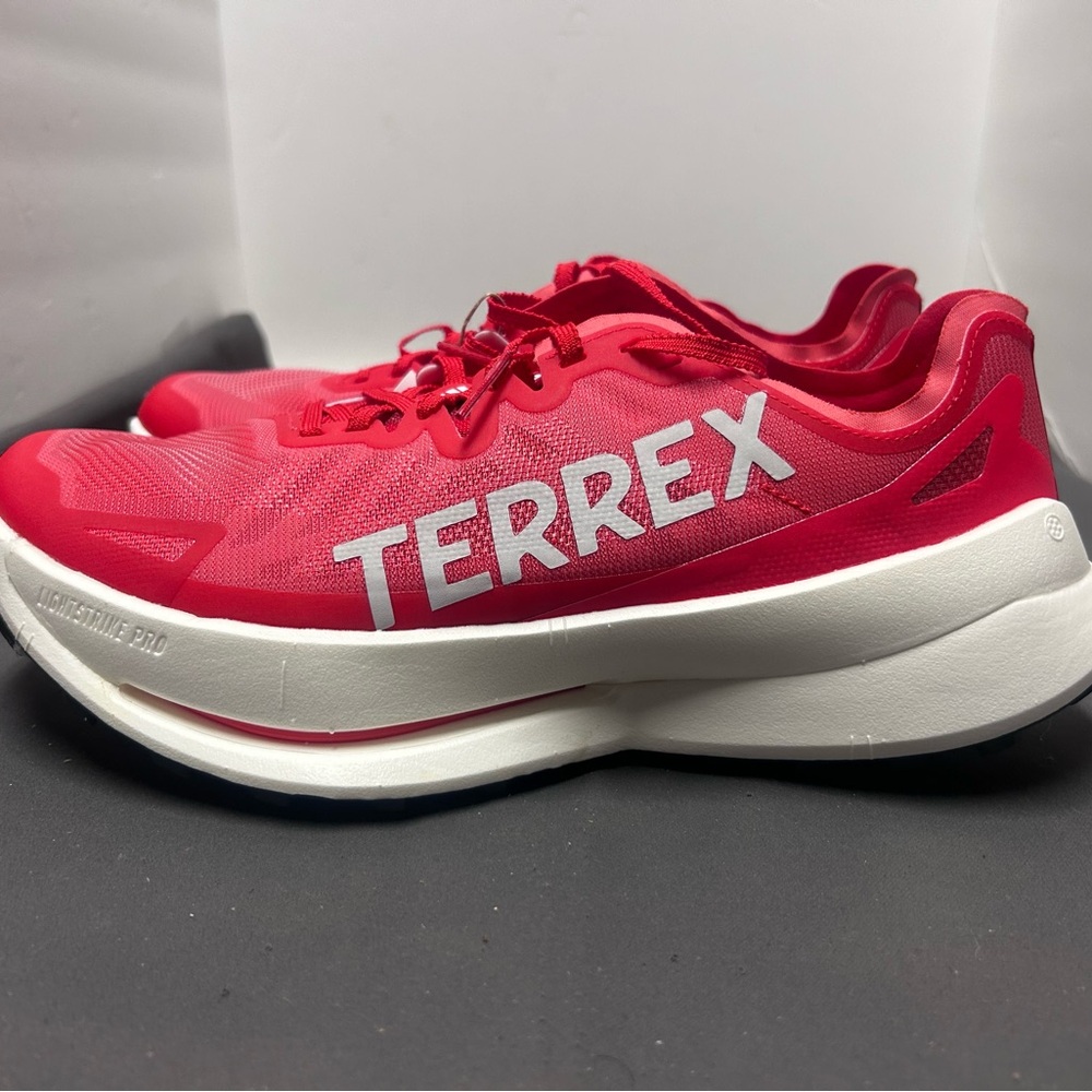 ADIDAS TERREX AGRAVIC SPEED ULTRA MEN’S TRAIL RUNNING SHOES.